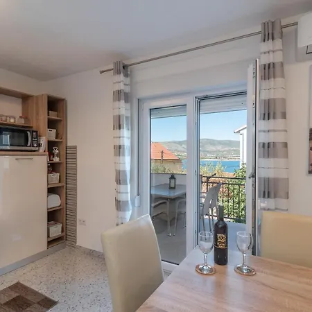 Apartament Gagula With Jacuzzi *